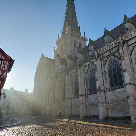 Nenuphar Daire Autun Dış mekan fotoğraf